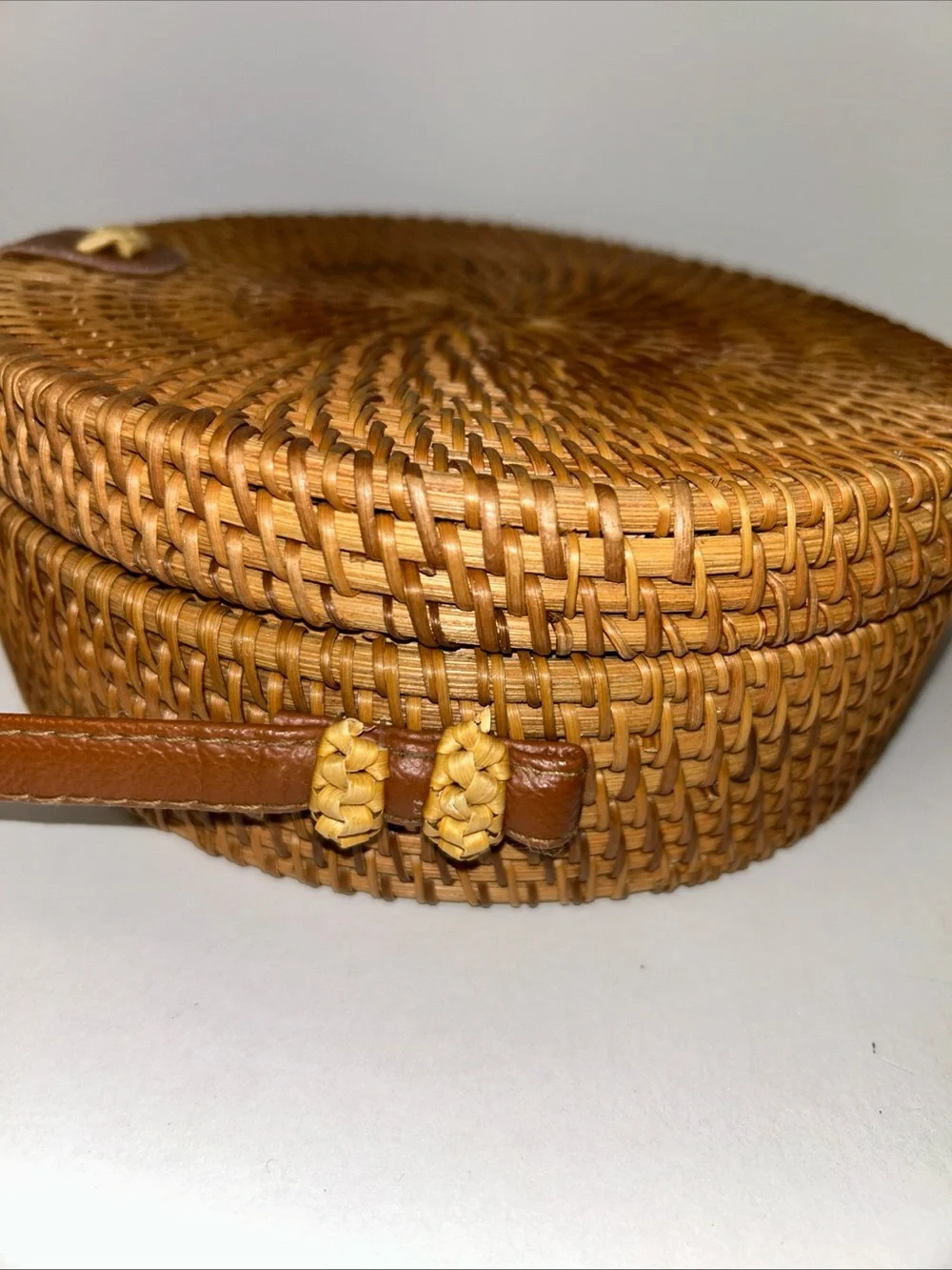 Round Rattan‎ Crossbody Purse Bag Boho Straw 8” Woven Circle Beach BOHO Summer
